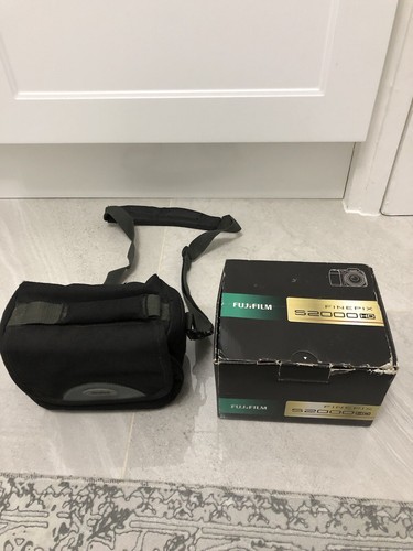 Fujifilm finepix s2000hd - finepix,
