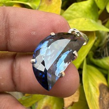 Pietra preziosa sciolta