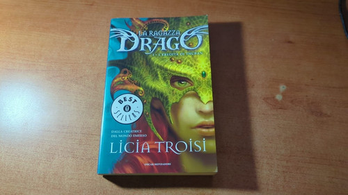 Ragazza drago licia troisi - ragazza,
