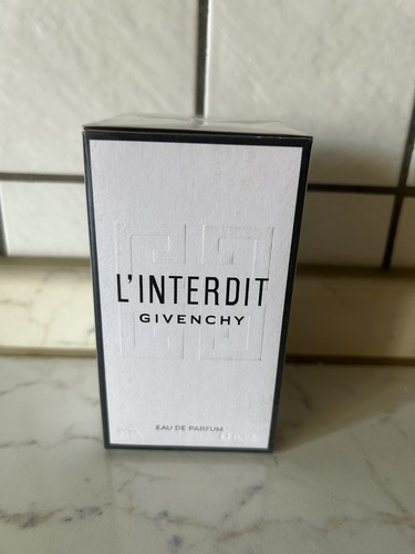 Givenchy interdit eau de - eau,