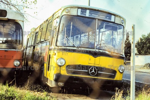 Foto camion mercedes benz - mercedes-benz, o