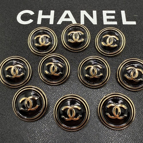 Chanel buttons logo gold - 10,