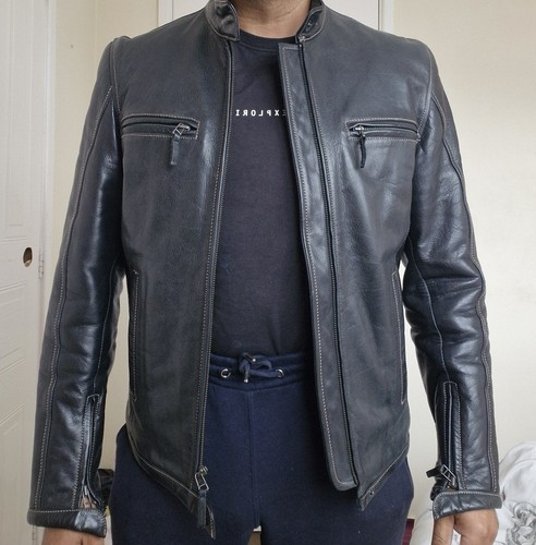 Giacca nera moto motociclista
