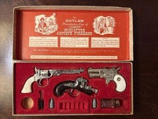 pistole giocattolo made in