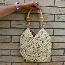 Borsa realizzata a mano ad