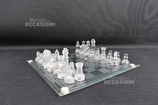 Scacchiera In Vetro Con Pedine