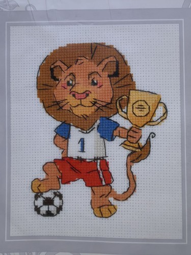 Kit punto croce leone - , calcio