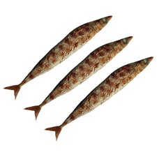 3 pezzi di finti pesci luccio