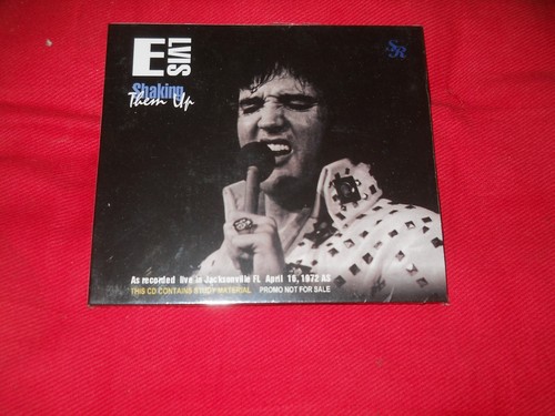 Elvis 1972 shaking them - ,