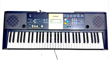 Yamaha YPT-220 Tastiera Digitale Elettronica Portatile 61 Tasti Nero Bianco con Cavo