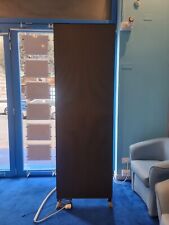 Totem Ledwall indoor per vetrine e negozi