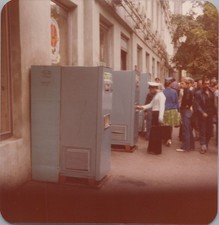 Distributori automatici di bevande bibite KBar Odessa Ucraina strana FOTO D'EPOCA ORIGINALE USSR