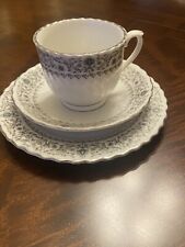 Antique White Swirl Platinum