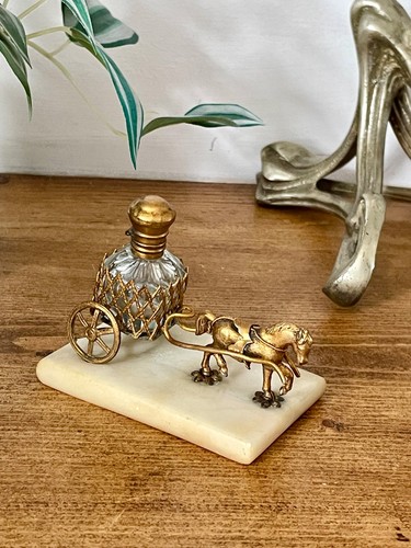 Small antique palais royal - small,