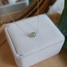 Sofisticato gioiello in lega