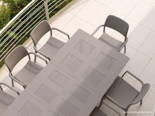 Tavolo allungabile in resina levante 160/220x100 con 6 sedie bora Nardi TORTORA