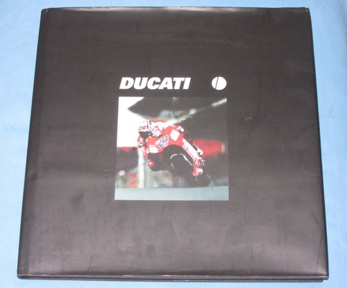 Ducati jahrbuch buch book - ducati,