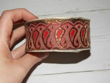 Nastro ricamato metallizzato