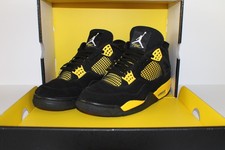 Jordan 4 Retro Thunder nero e