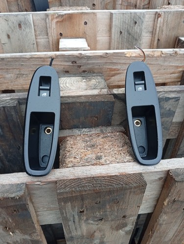 Pulsantiere singole alfa romeo - singole,