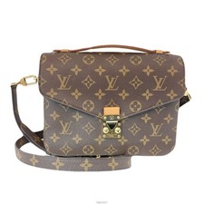 Louis Vuitton Pochette Metis