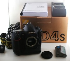 Nikon D4S 16,2 megapixel fotocamera reflex digitale DSLR, caricabatterie, 2 batterie, cinghia, manuale