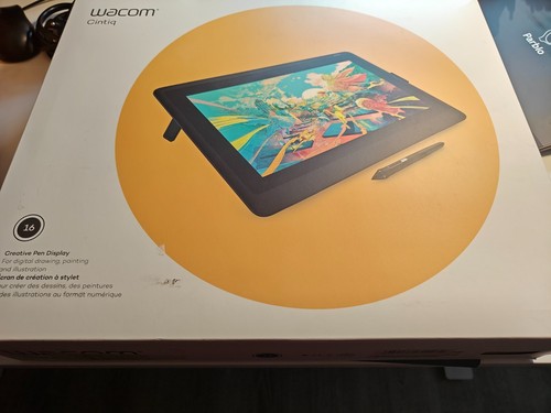 Wacom cintiq display - 16, 15.6"