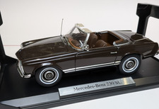 NOREV 1:18 MERCEDES BENZ 230