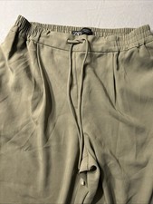 Zara Women's Green Dress Pants