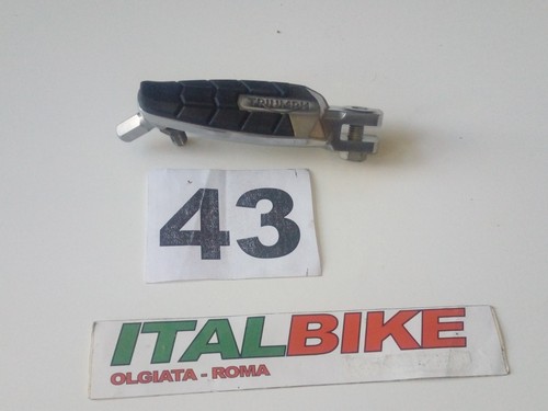 Pedana poggiapiedi anteriore