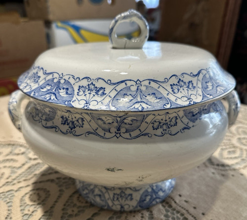 Antica zuppiera ceramica - in, /