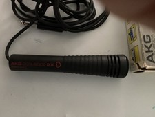 microphone dynamique AKG D70M vintage