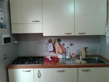 CUCINA COMPLETA di Lavello 1 vasca lavastoviglie, colonna Forno, Pensili, Frigo.