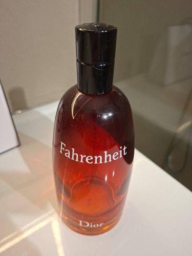 Flacone profumo fahrenheit - profumo,