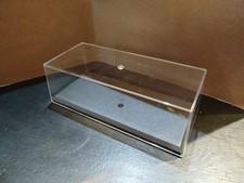 Teca con base per modellini
