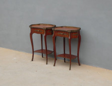 Coppia di comodini tavolini