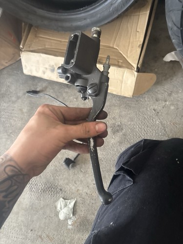 Pompa freno anteriore moto - pompa,