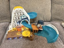 Hot Wheels "Shark Park"