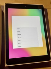 Apple iPad 6 Generazione 9.7"