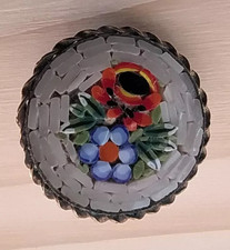 ANTICA SPILLA ANNI 30 MICRO MOSAICO BIANCO CON FIORI