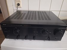 Amplificatore stereo integrato