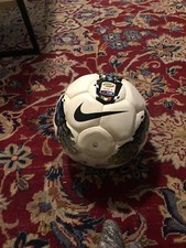 Pallone ufficiale Nike Seitiro