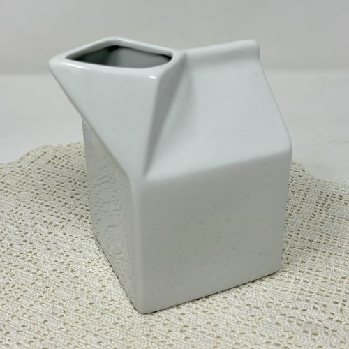Dispenser crema forma di - forma,