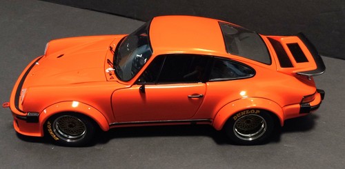 Exoto porsche 934 diecast - 934,