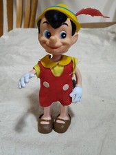 Walt Disney Pinocchio statuina