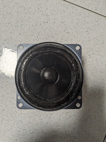 Altoparlante medio midrange - medio,