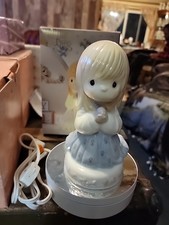 Momenti Preziosi O Adorazione