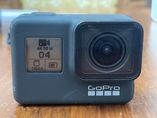 GoPro Hero 7 Black + Accessori A Richiesta
