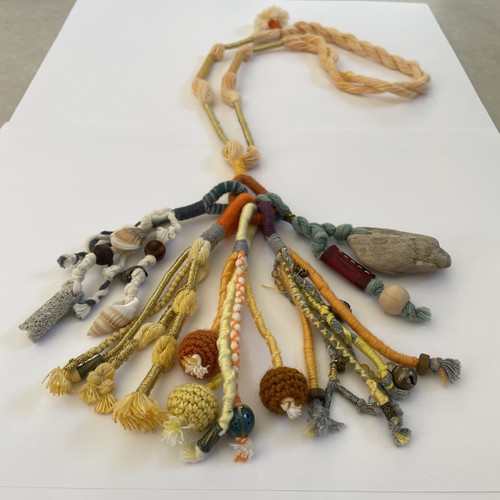 Collana tessuto artigianale - in,
