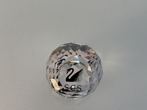 Swarovski figurine paperweight - swarovski,